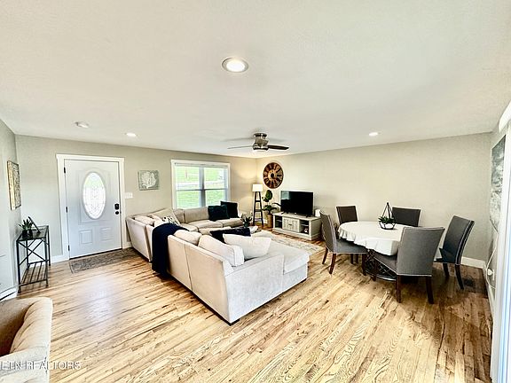 2nd image of 1354 Byrd Cir