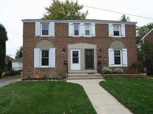 7247 W Rascher Ave, Chicago, IL 60656