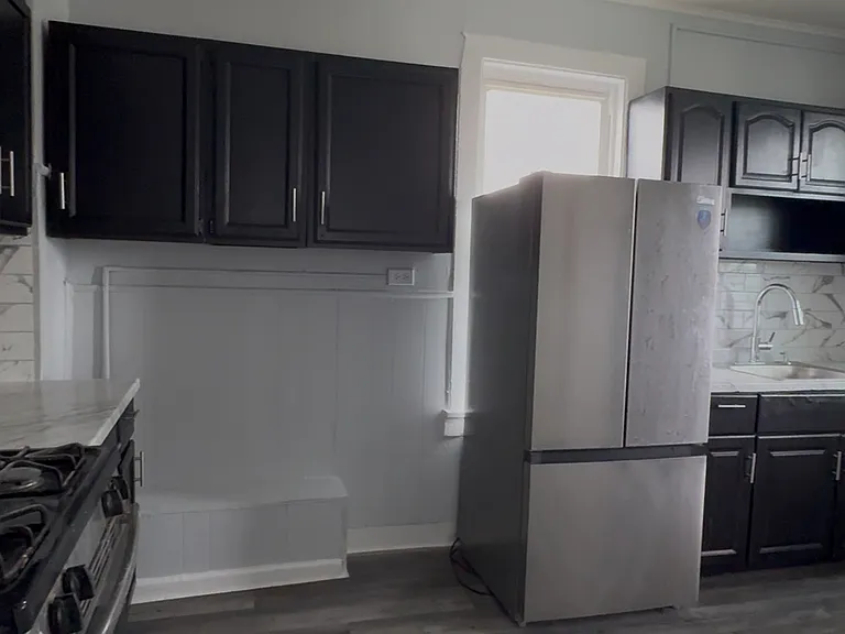 255 Lafayette St #3 — Photo 7