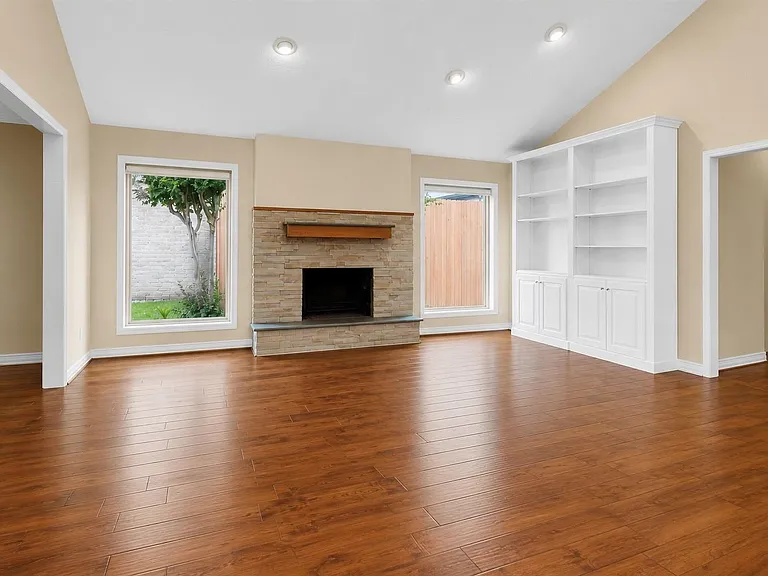 11634 Southlake Dr — Photo 8