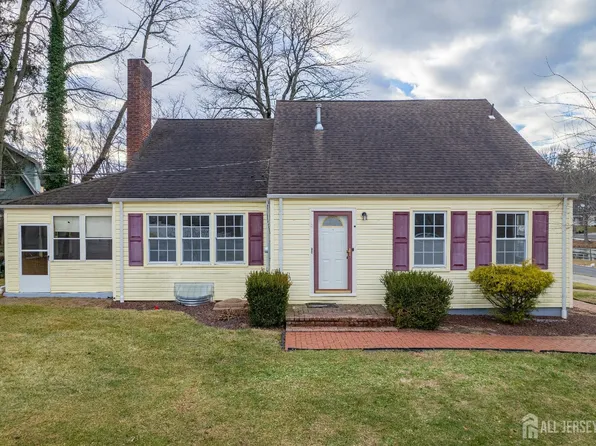 1088 S Boyd Pkwy, North Brunswick, NJ 08902