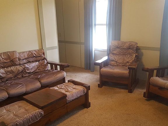 4th image of 104 County Road 308