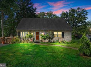 591 Eastpoint Rd, New Freedom, PA 17349