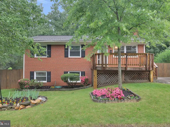 3819 Corona Ln, Woodbridge, VA 22193
