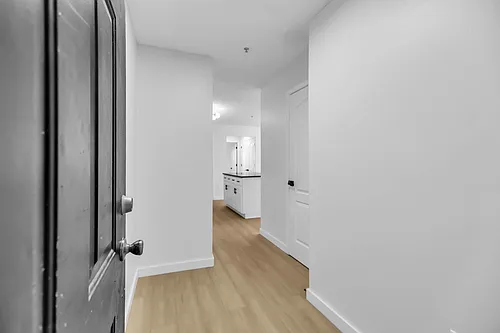 The Ariel - Beautifully Renovated! Photo 1