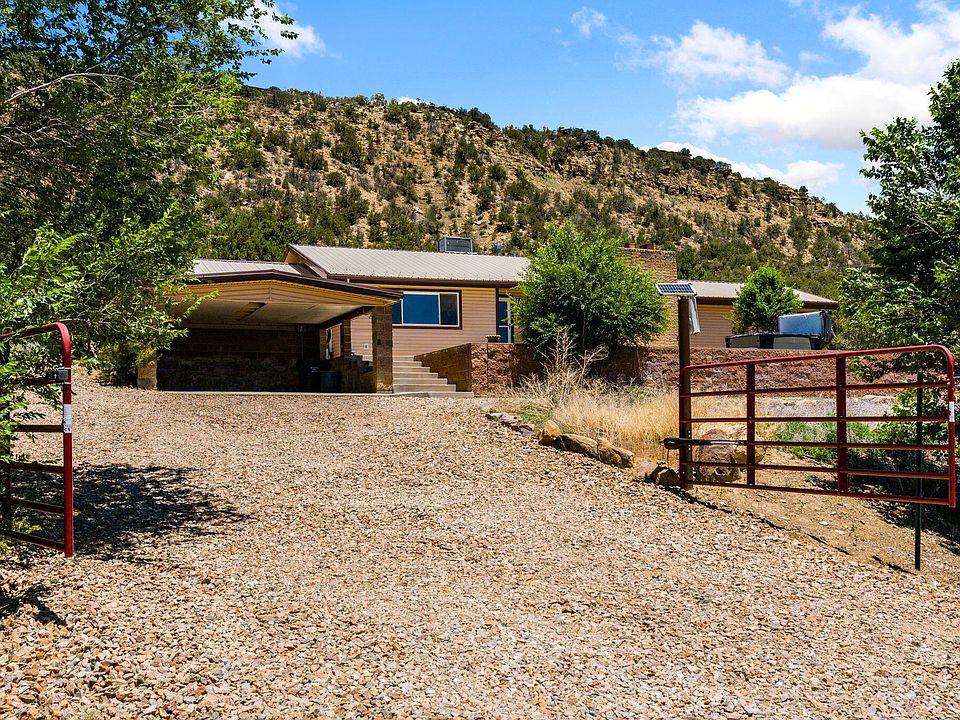 1st image of 111 Rincon Loop Rd