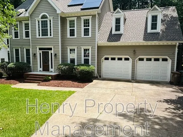 203 Langston Mill Ct, Cary, NC 27518