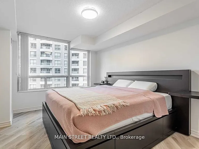 509 Beecroft Rd #816 — Photo 11