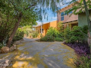 523 E Roger Rd, Tucson, AZ 85705