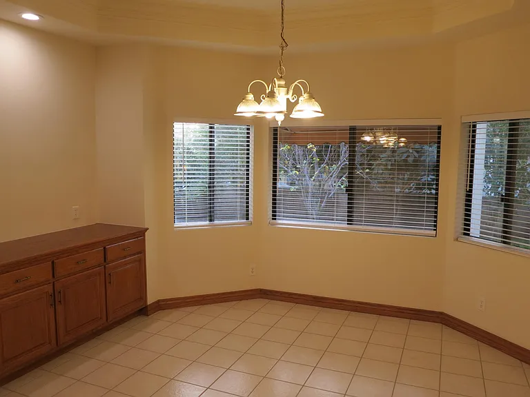 713 Pamela Cir — Photo 19