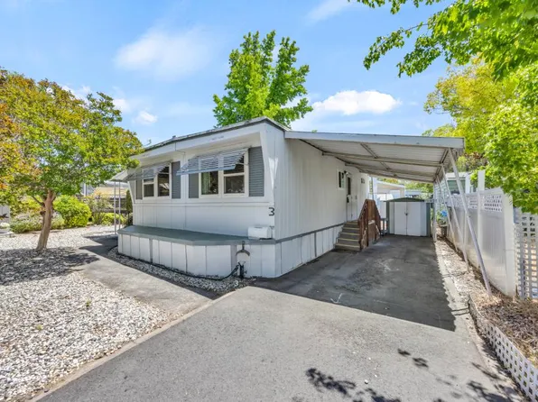 3 Shady Oaks Dr, Folsom, CA 95630