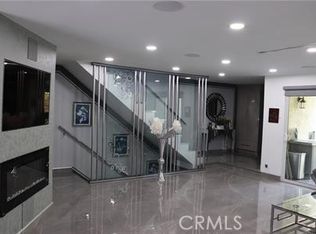 9419 Via Patricia, Burbank, CA 91504