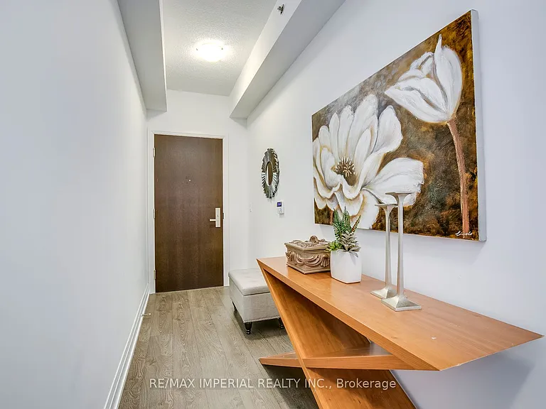65 Speers Rd #711 — Photo 5