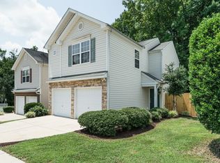 105 Lacombe Ct, Holly Springs, NC 27540