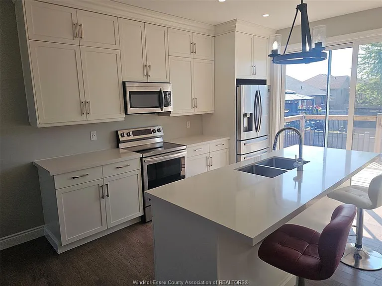 192 Lennox Ave — Photo 9