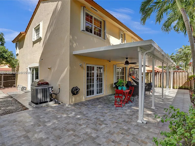 15184 SW 110th St #STUDIO — Photo 8