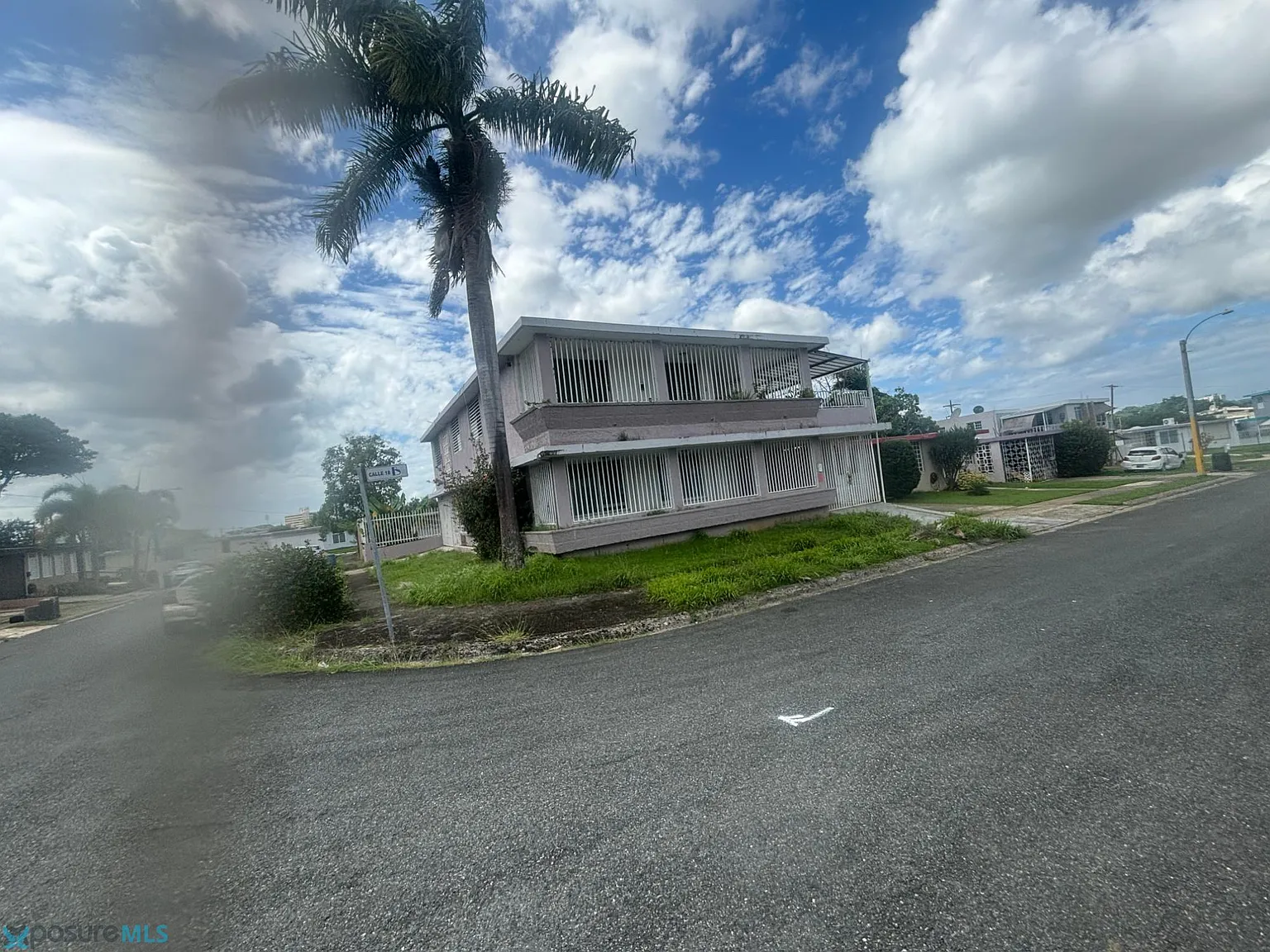 3 bed, 2.0 bath, 1300 sqft, $1,500 — Photo 3