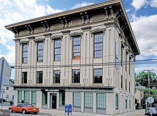 71 N Main St #75-304, Lambertville, NJ 08530