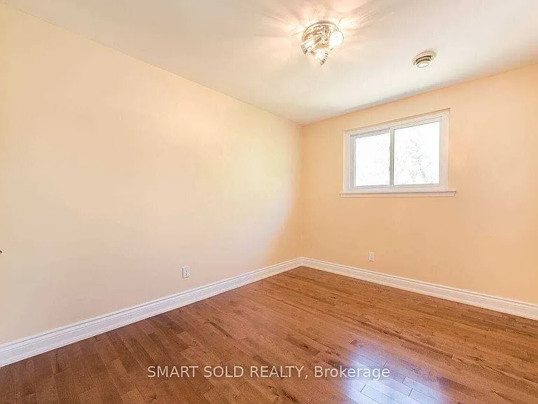 1116 Pomona Ct #MAIN — Photo 13
