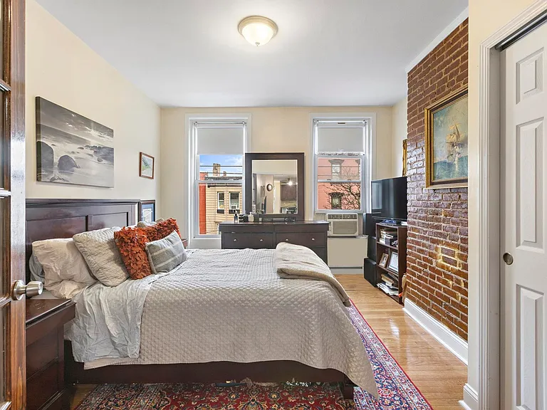 211 Adams St #5-3N — Photo 10