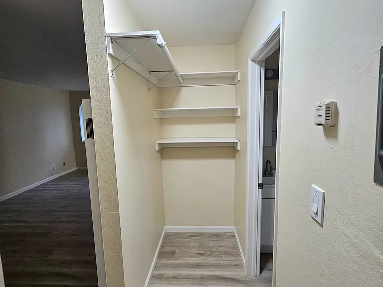 193 Superior Dr — Photo 11