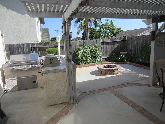 2nd image of 1201 Phelps Ave
