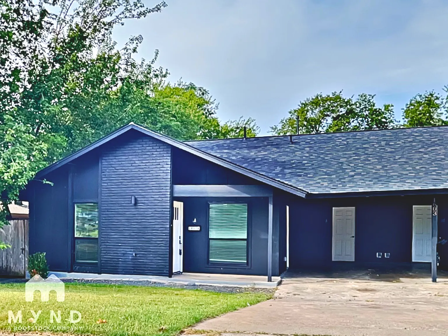 2 bed, 2.0 bath, 992 sqft, $1,615 — Photo 1
