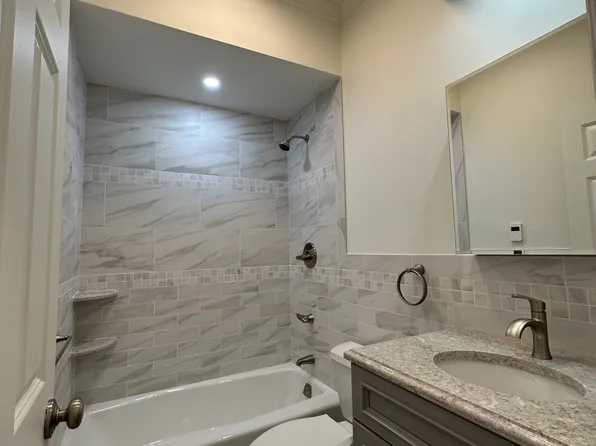 207 Court Street image 7 of 15