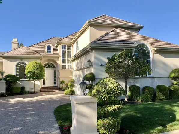 630 Blue Spruce Dr, Danville, CA 94506