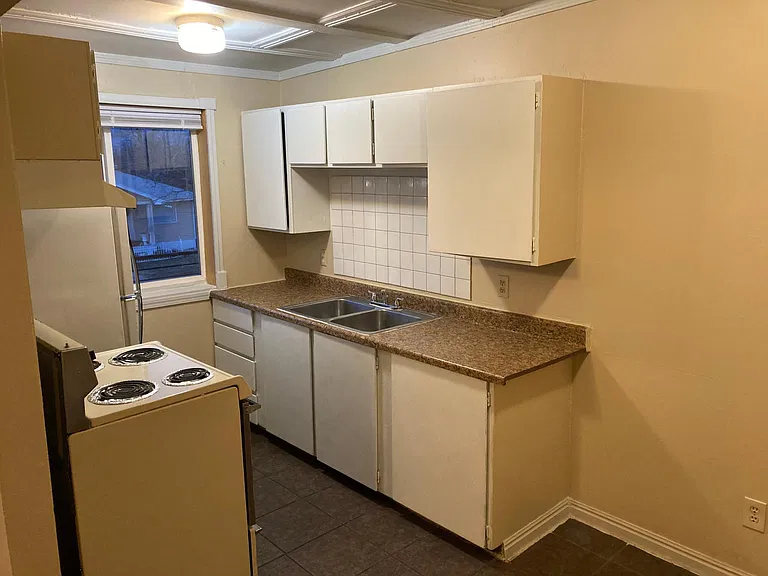 204 E Browning Ave #7 — Photo 2