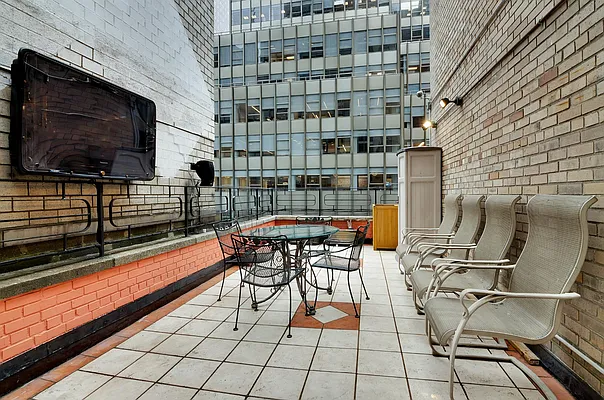 Sold by Keller Williams NYC | media 17