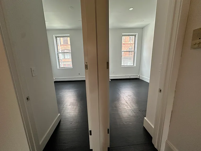 181 Grand St #1 — Photo 7
