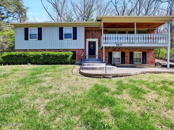 9211 Wildwood Ln, Louisville, KY 40272
