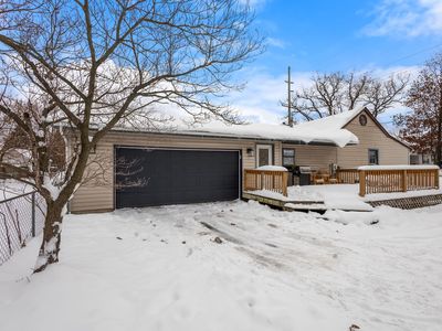 206 W Indiana St, Kouts, IN, 46347