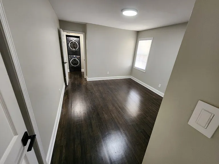 5259 Sequoia Ave — Photo 9