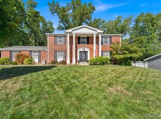 290 Ridge Trail Ct, Chesterfield, MO 63017