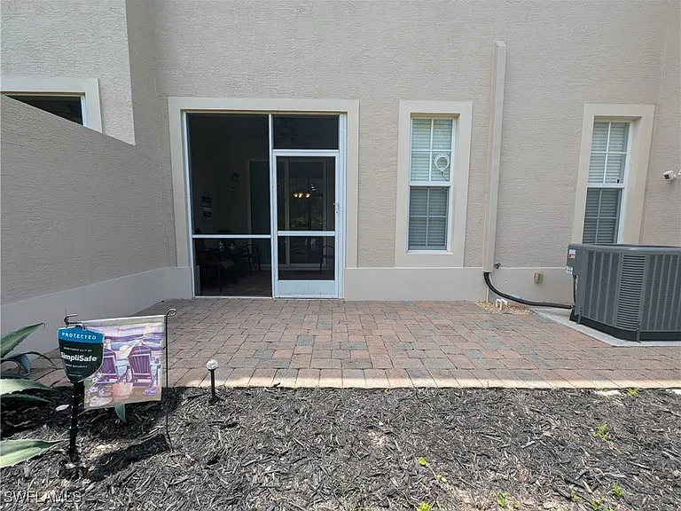 4000 Cherrybrook Loop — Photo 8