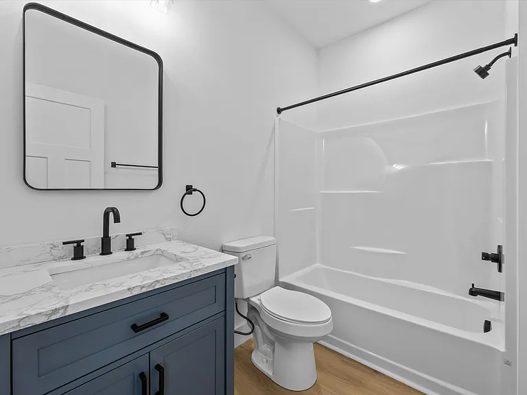 2414 E Glenwood Ave — Photo 12