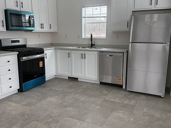 3rd image of #3, 421 Norwich Westerly Road