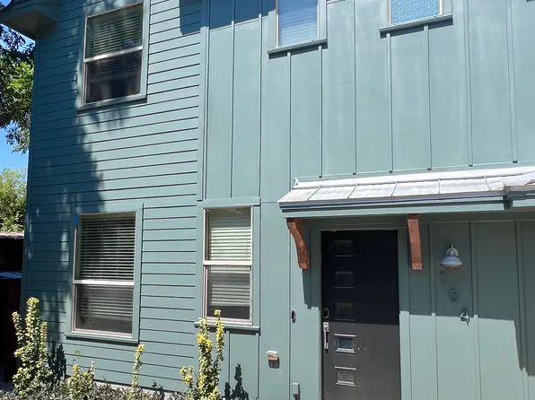 604 Allen St APT 104, Austin, TX 78702