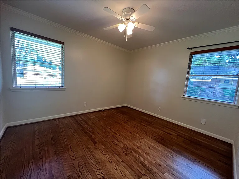 4311 Benning Dr — Photo 9