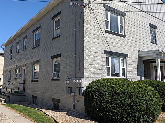 2nd image of 1233 S Coldbrook Ave