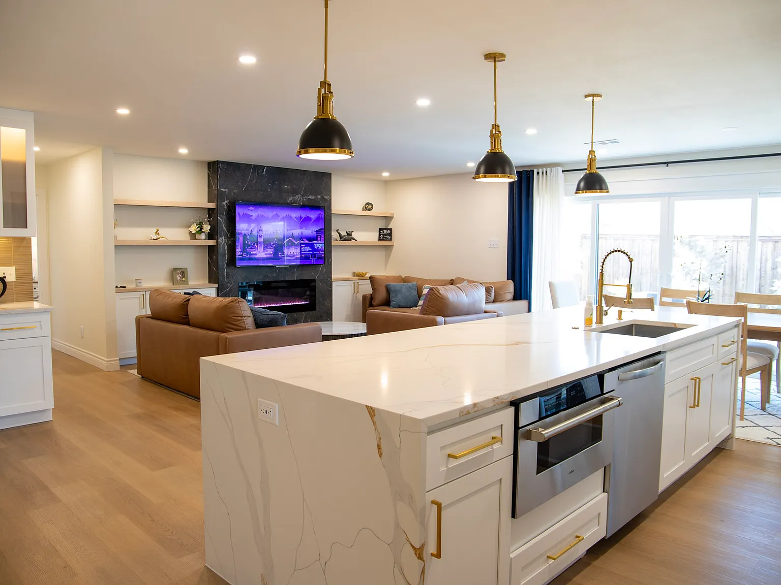 4 bed, $6,800 — Photo 4