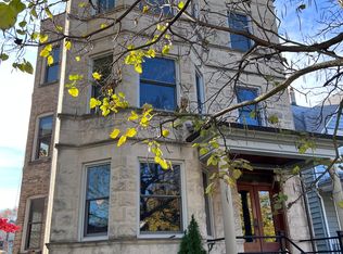 1831 W Warner Ave #1, Chicago, IL 60613