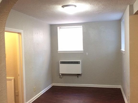 3rd image of 2635 N Moreland Blvd APT 115