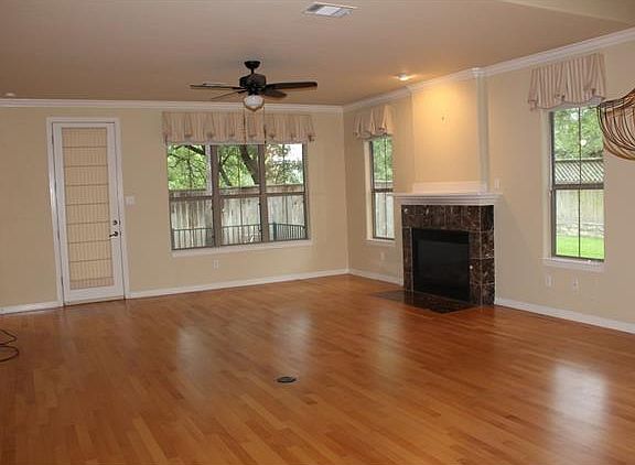 3rd image of 11603 Ladera Vista Dr Unit 3