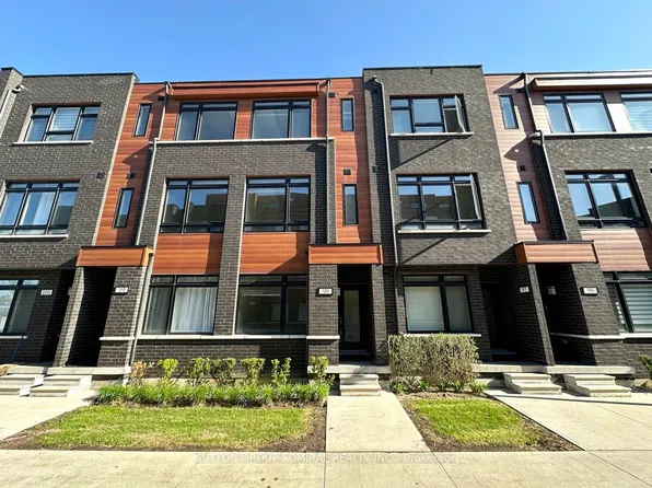 370 Red Maple Rd #98, Richmond Hill, ON L4C 6P5