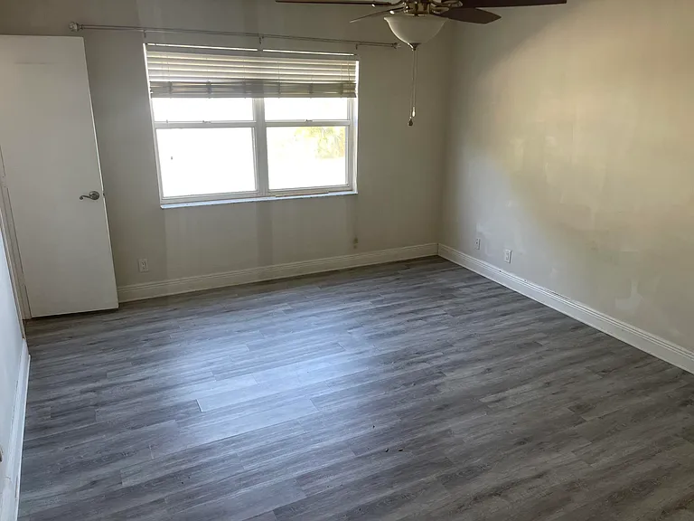 9073 SE Hobe Ridge Ave — Photo 4