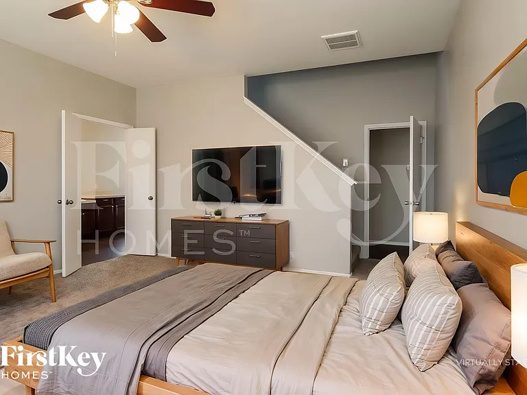 8610 Sunny Gallop Dr — Photo 12