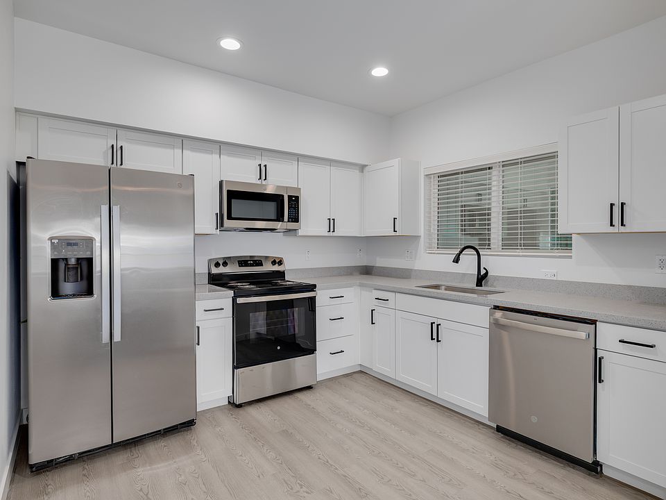 1st image of 357 E Roeser Rd #8